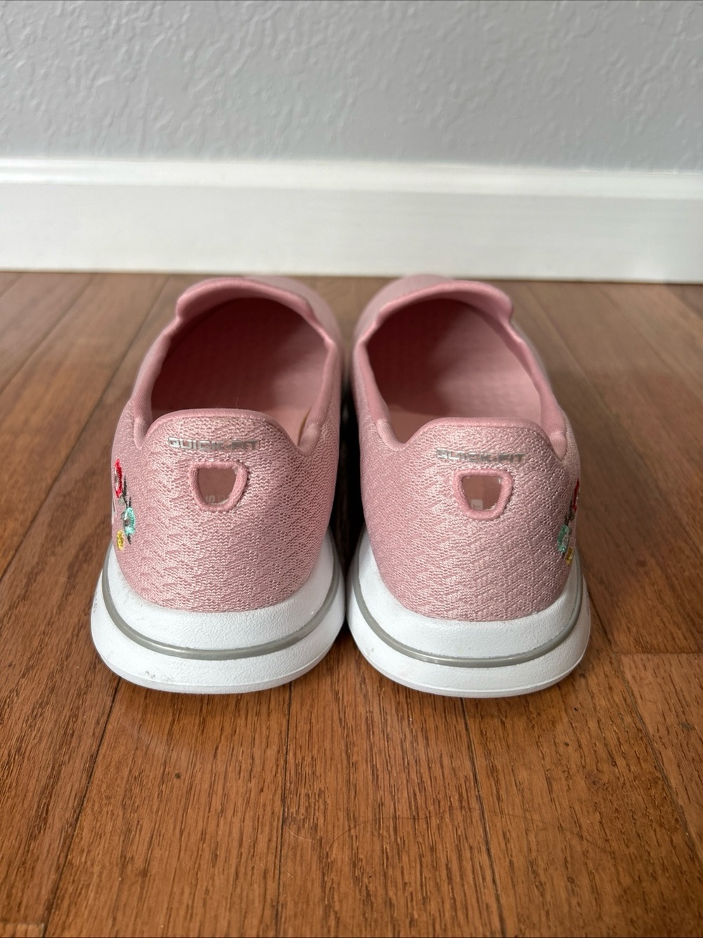 Skechers Go Walk 5 Walking Shoes Slip On Sneakers Women’s Size 9 Wide Pink - Picture 7 of 11